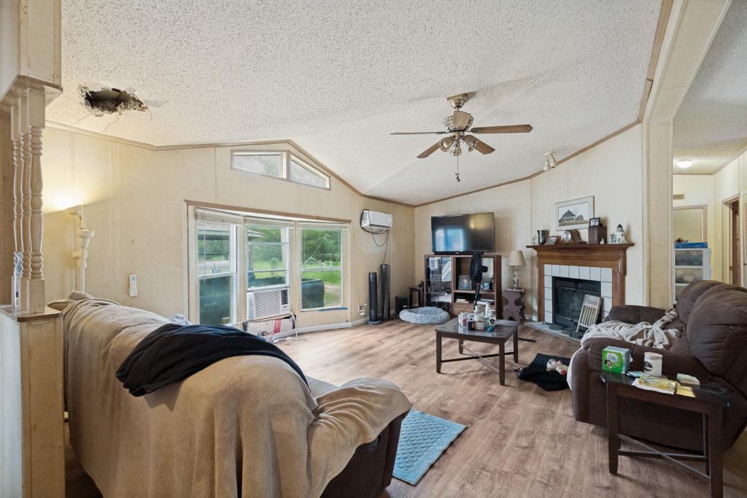 319 Green Oaks Drive Bastrop TX 78602