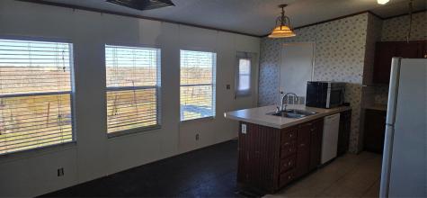 9338 E San Marcos Highway Fentress TX 78622