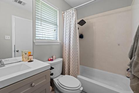 243-245 Marvin Cove Hutto TX 78634