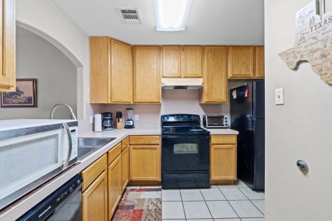 243-245 Marvin Cove Hutto TX 78634