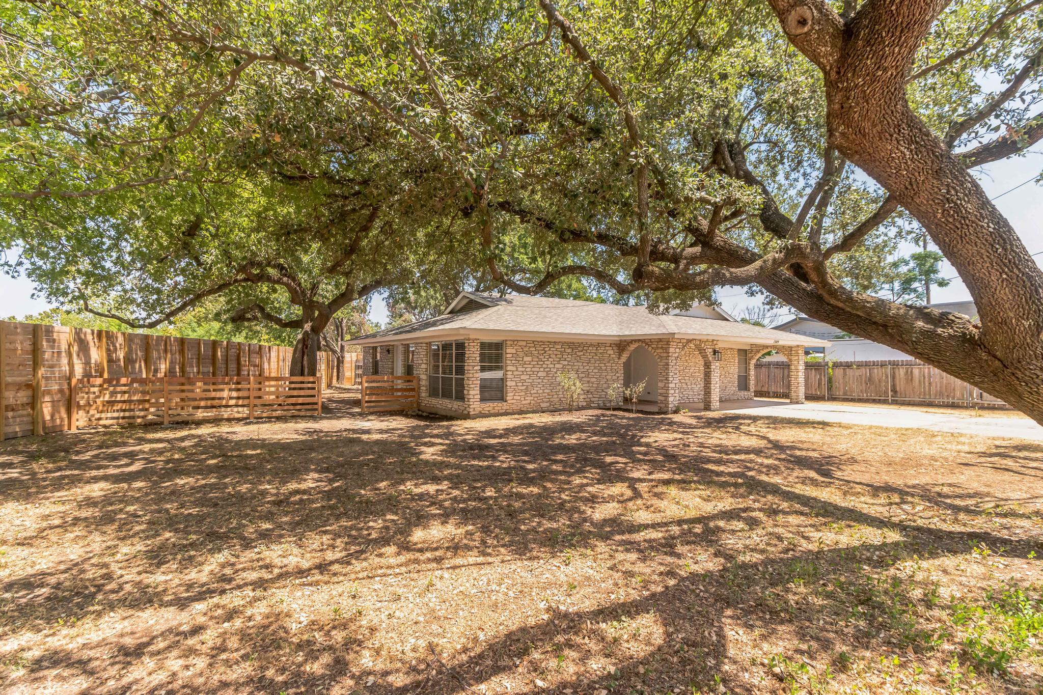 1509 Park Lane Georgetown TX 78628