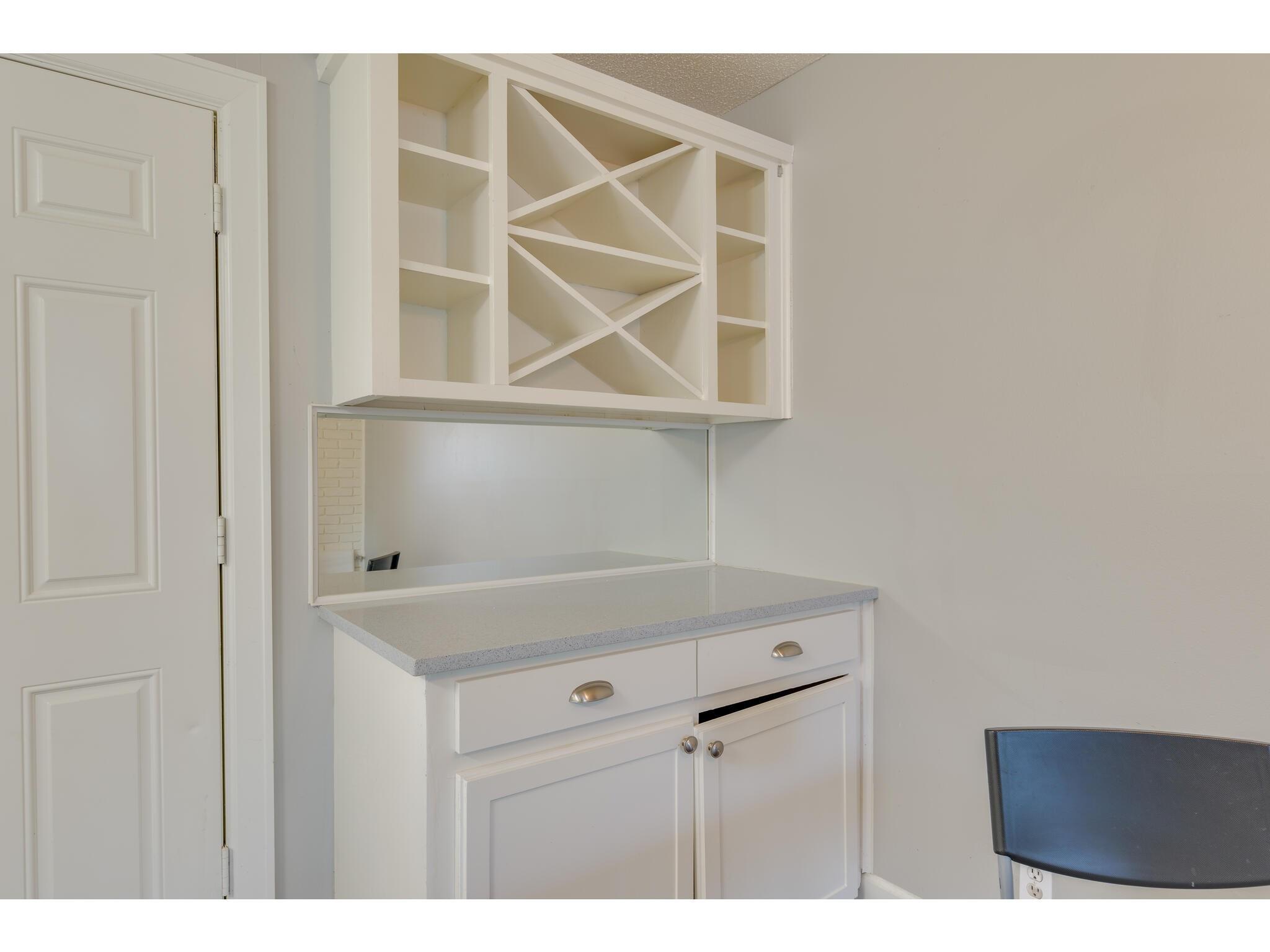1606 Parker Lane Austin TX 78741