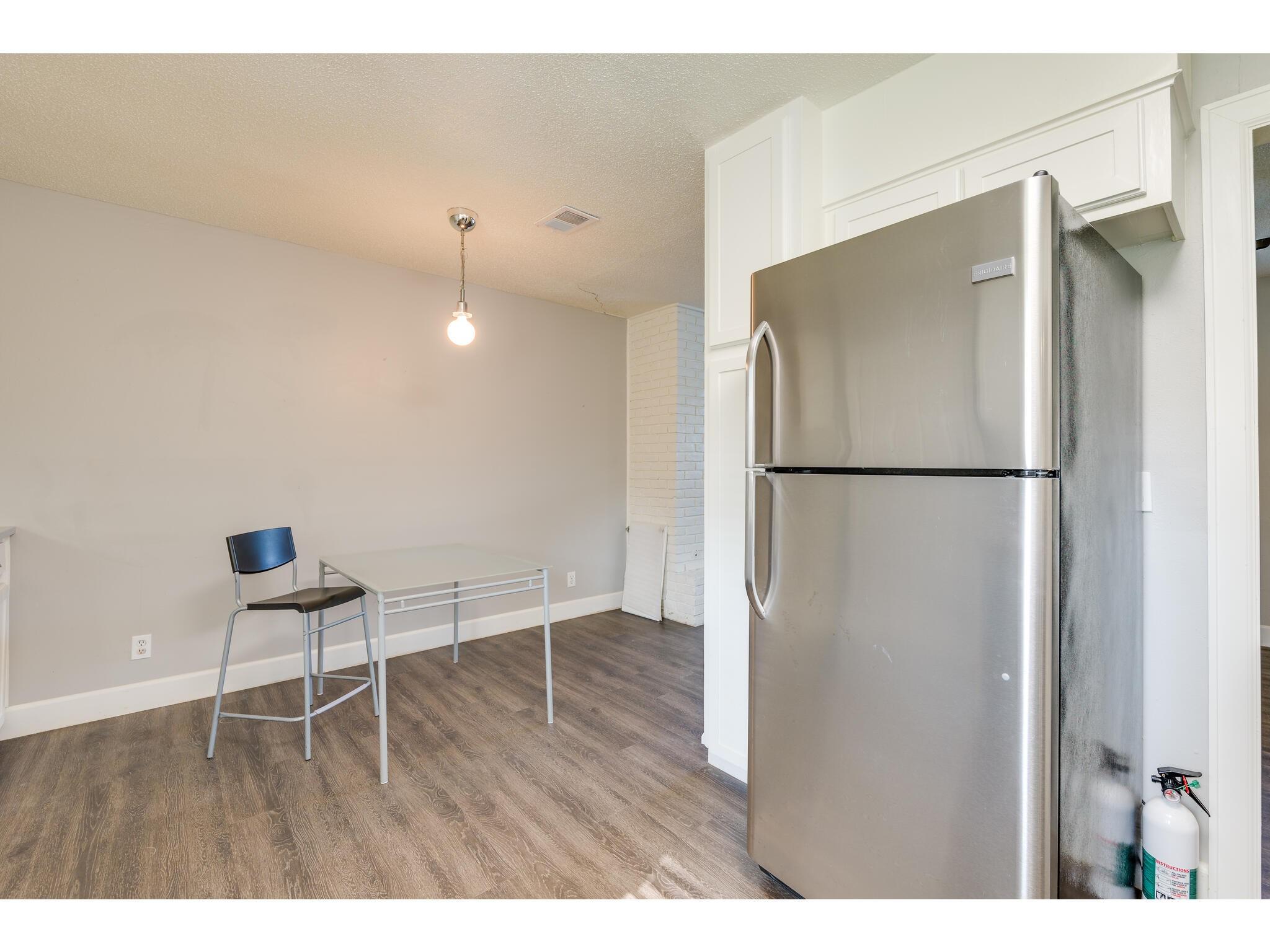 1606 Parker Lane Austin TX 78741