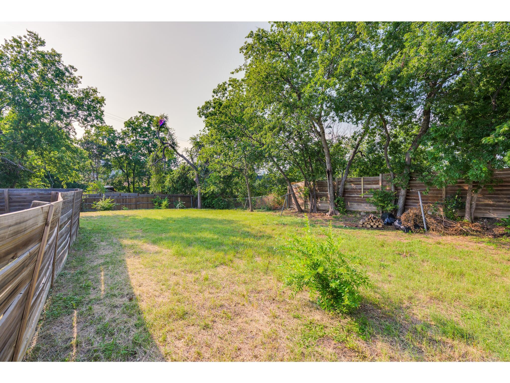 1606 Parker Lane Austin TX 78741