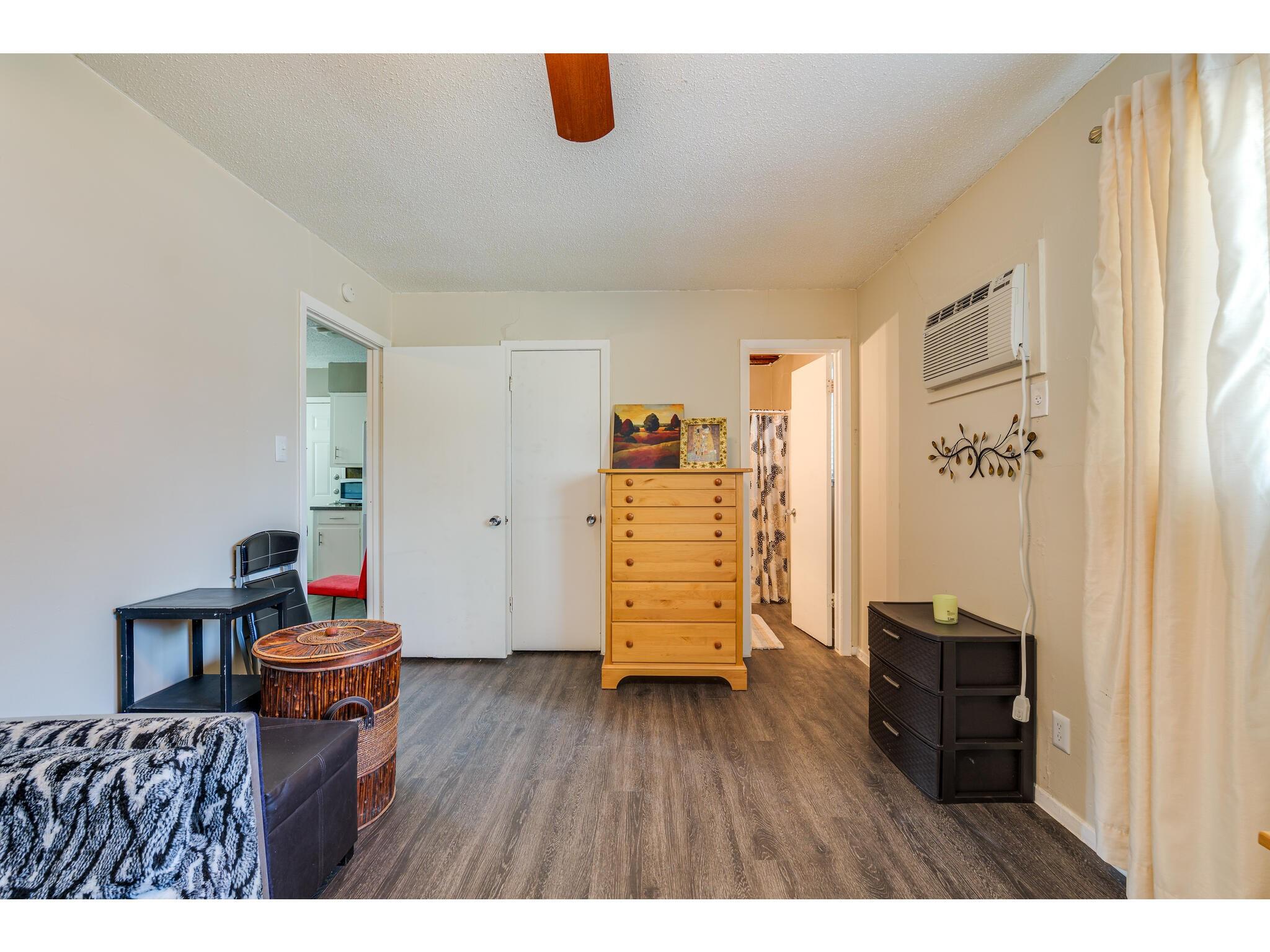 1606 Parker Lane Austin TX 78741