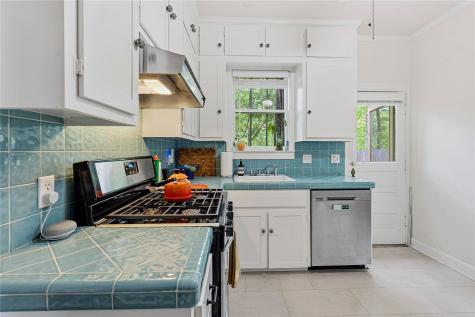 609 Carolyn Avenue Austin TX 78705
