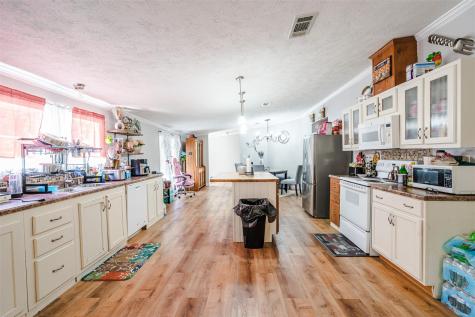 264 Flaming Oak Drive Bastrop TX 78602