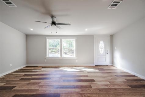 264 Flaming Oak Drive Bastrop TX 78602