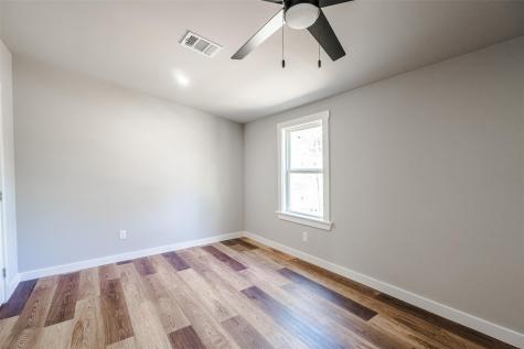 264 Flaming Oak Drive Bastrop TX 78602