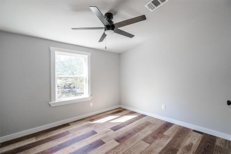 264 Flaming Oak Drive Bastrop TX 78602