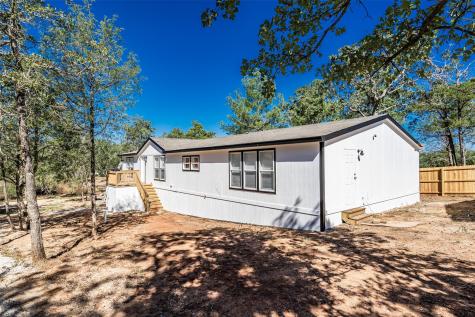 264 Flaming Oak Drive Bastrop TX 78602