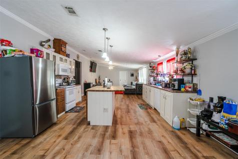 264 Flaming Oak Drive Bastrop TX 78602