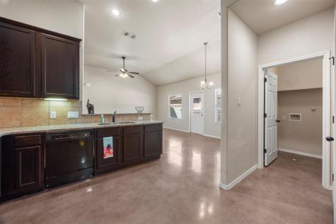 125-127 Joanne Cove New Braunfels TX 78130