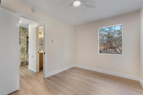 1702 Cinnamon Path Austin TX 78704