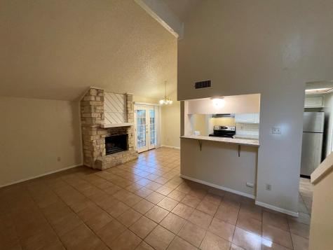 1702 Cinnamon Path Austin TX 78704