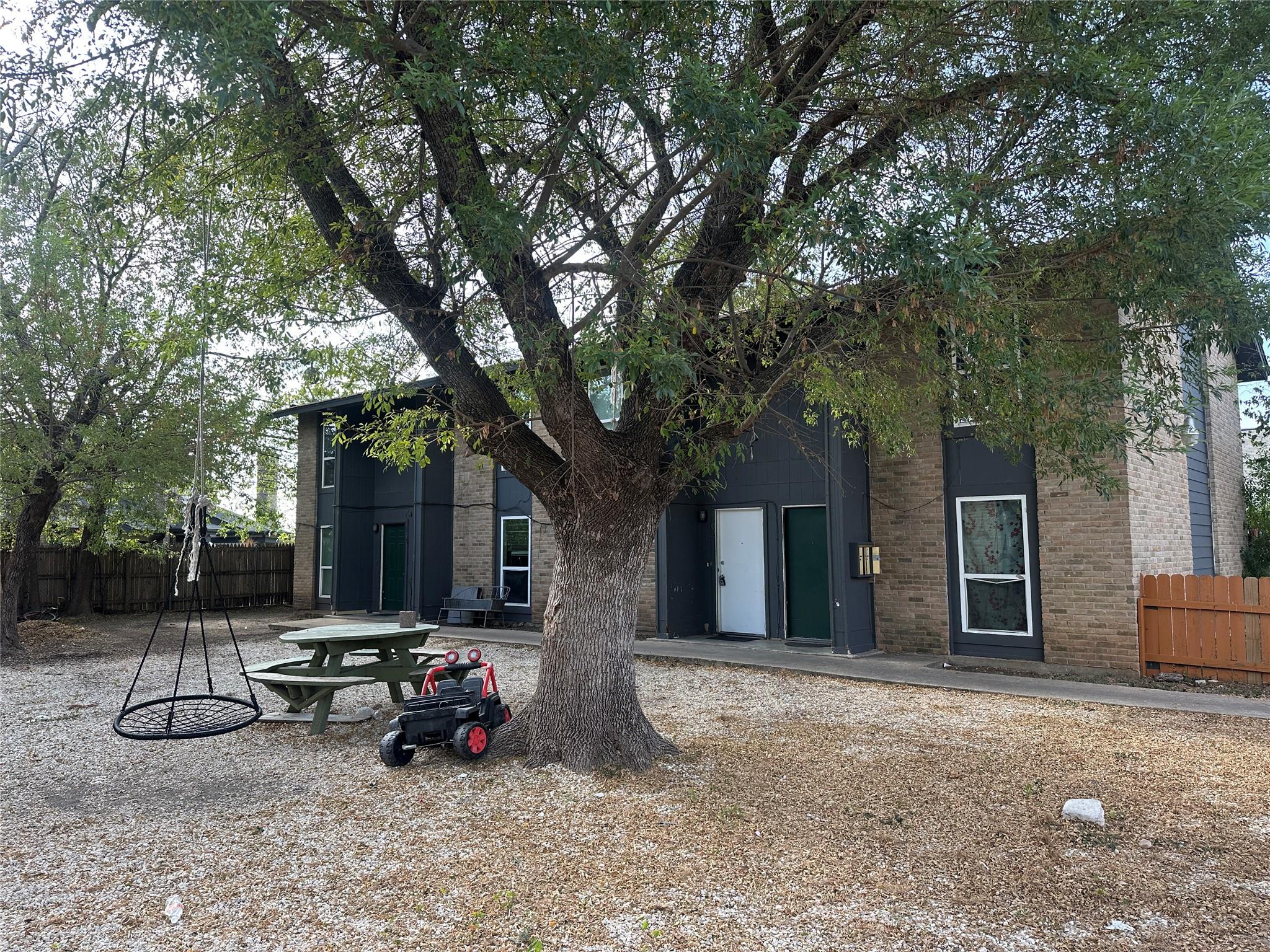 8611 Putnam Drive Austin TX 78757