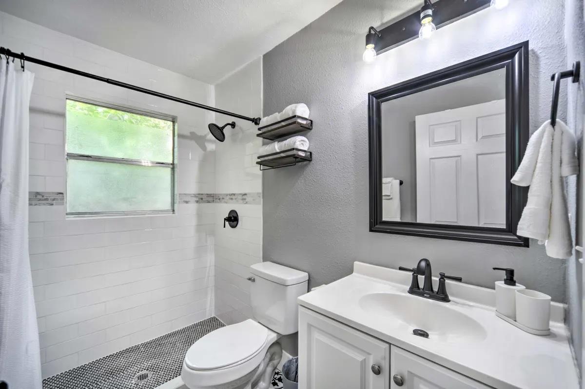 1026 Haynes Street San Marcos TX 78666