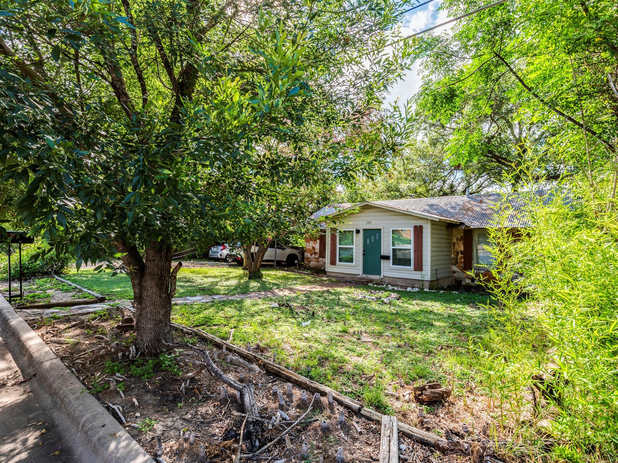 1000 Advance Street San Marcos TX 78666