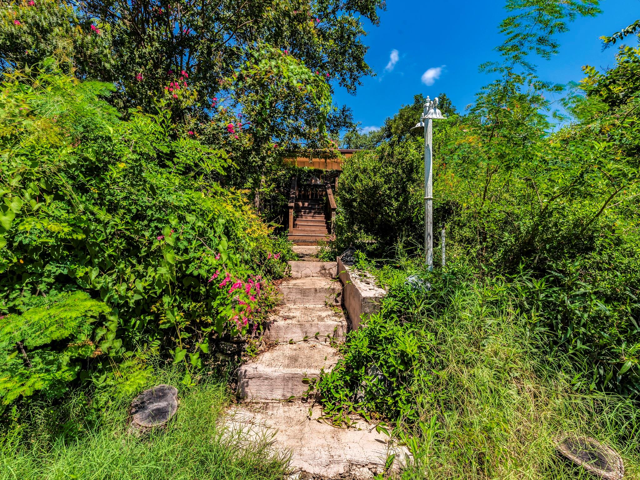 1000 Advance Street San Marcos TX 78666
