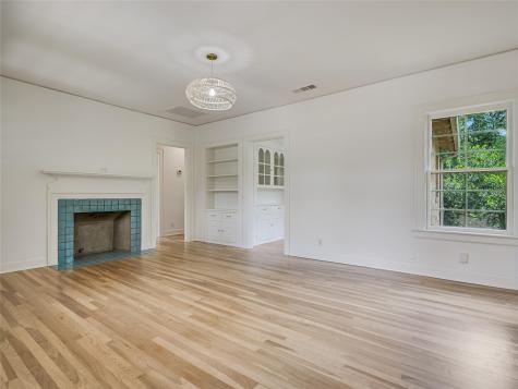 501 Carolyn Avenue Austin TX 78705