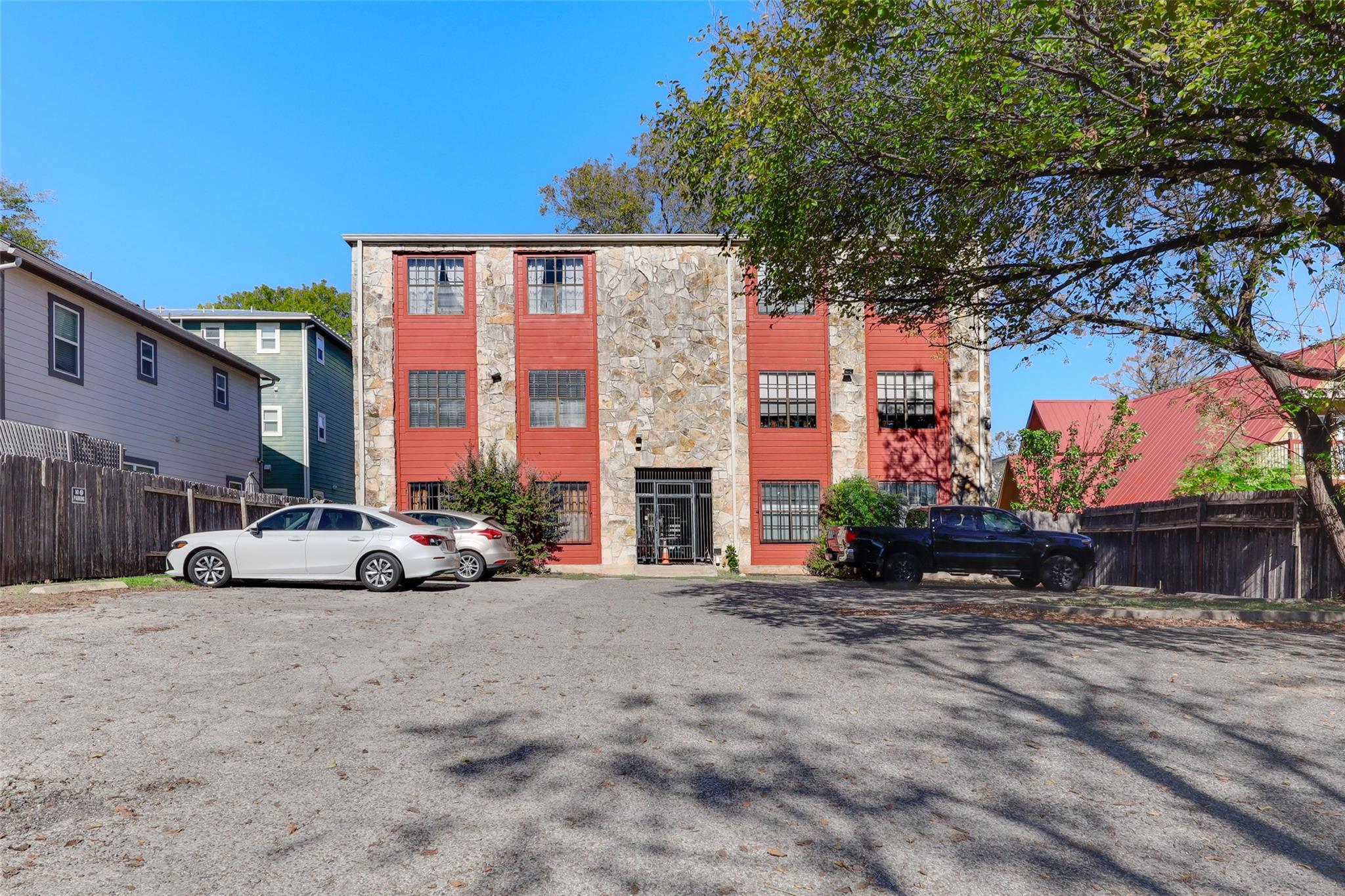 1903 E 20th Street Austin TX 78722
