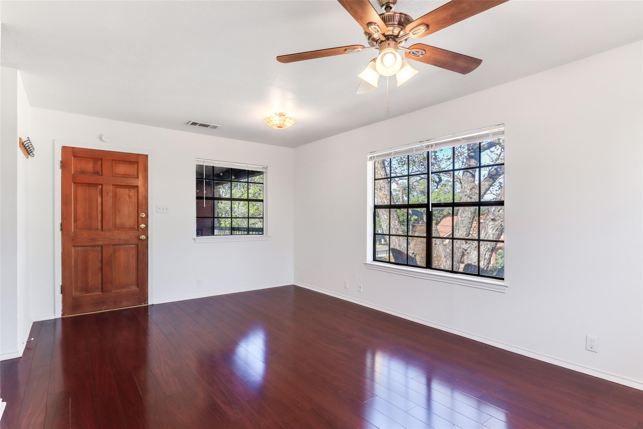 1903 E 20th Street Austin TX 78722