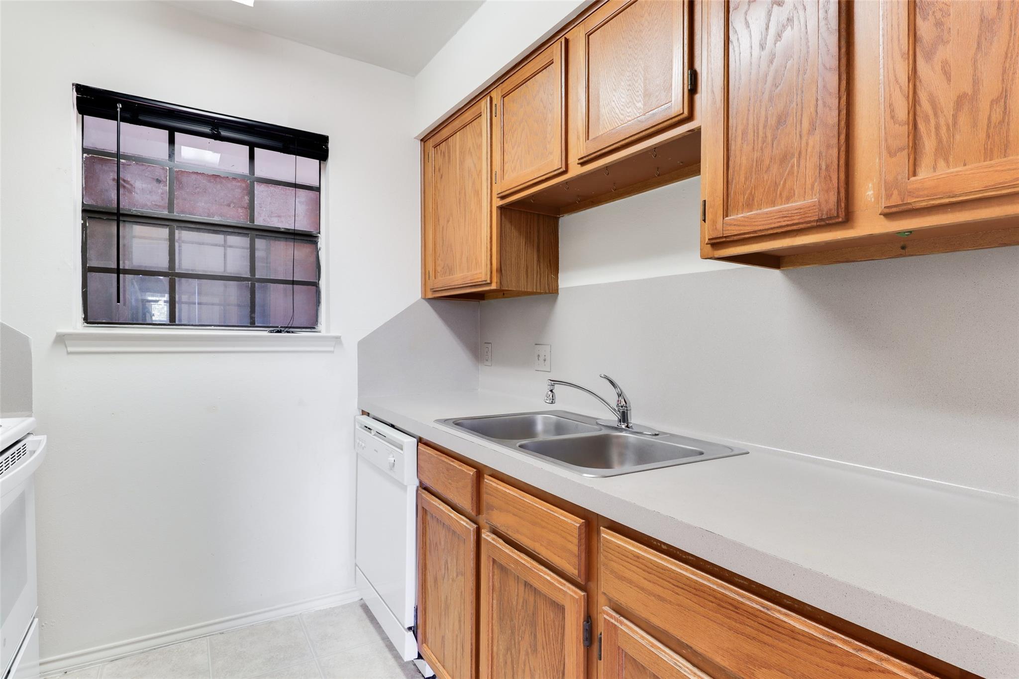 1903 E 20th Street Austin TX 78722