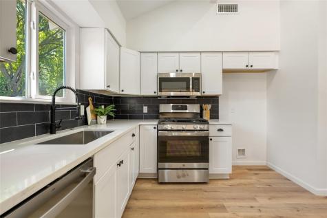 6209 Reicher Drive Austin TX 78723