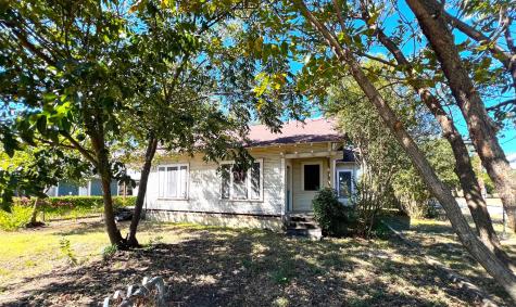 525 Washburn Street Taylor TX 76574