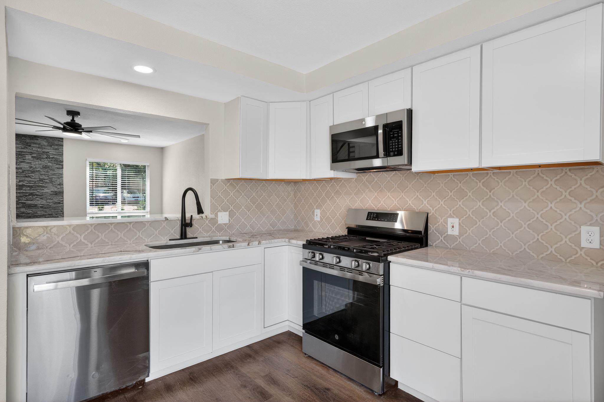 1402 Southport Drive Austin TX 78704