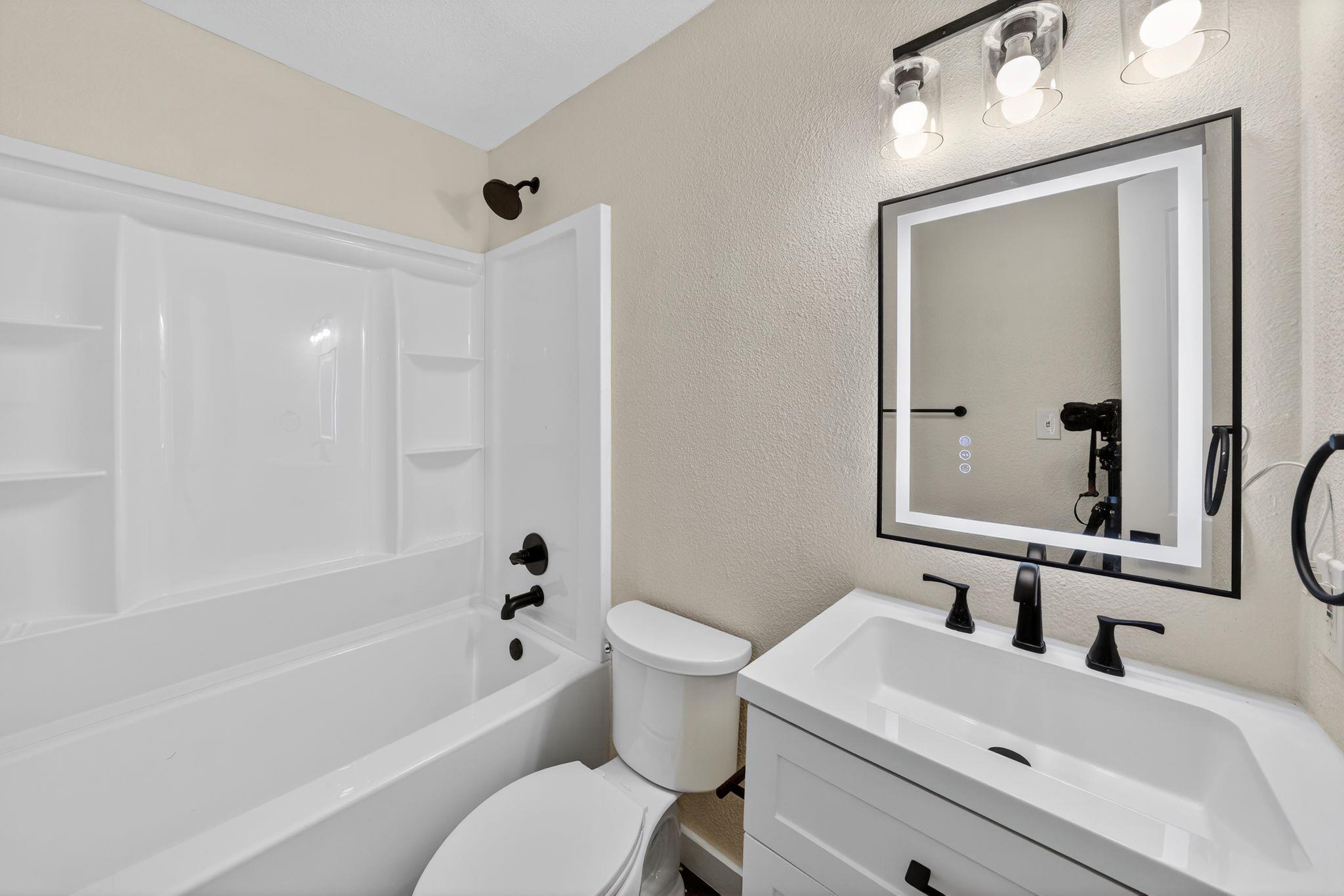 1402 Southport Drive Austin TX 78704