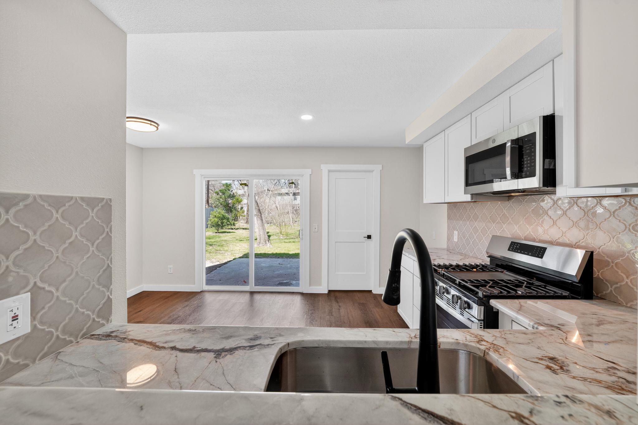 1402 Southport Drive Austin TX 78704