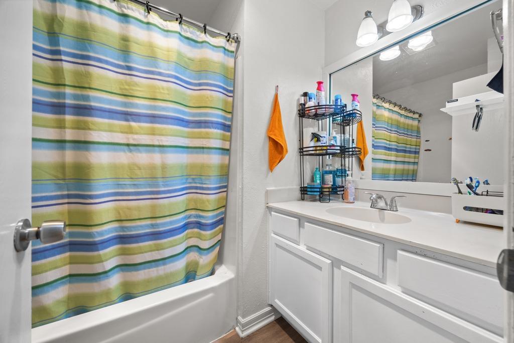 10406 Little Pebble Drive Austin TX 78758