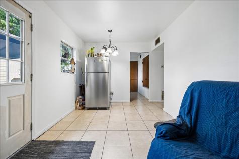 525 Lenora Drive Taylor TX 76574