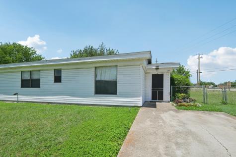 525 Lenora Drive Taylor TX 76574