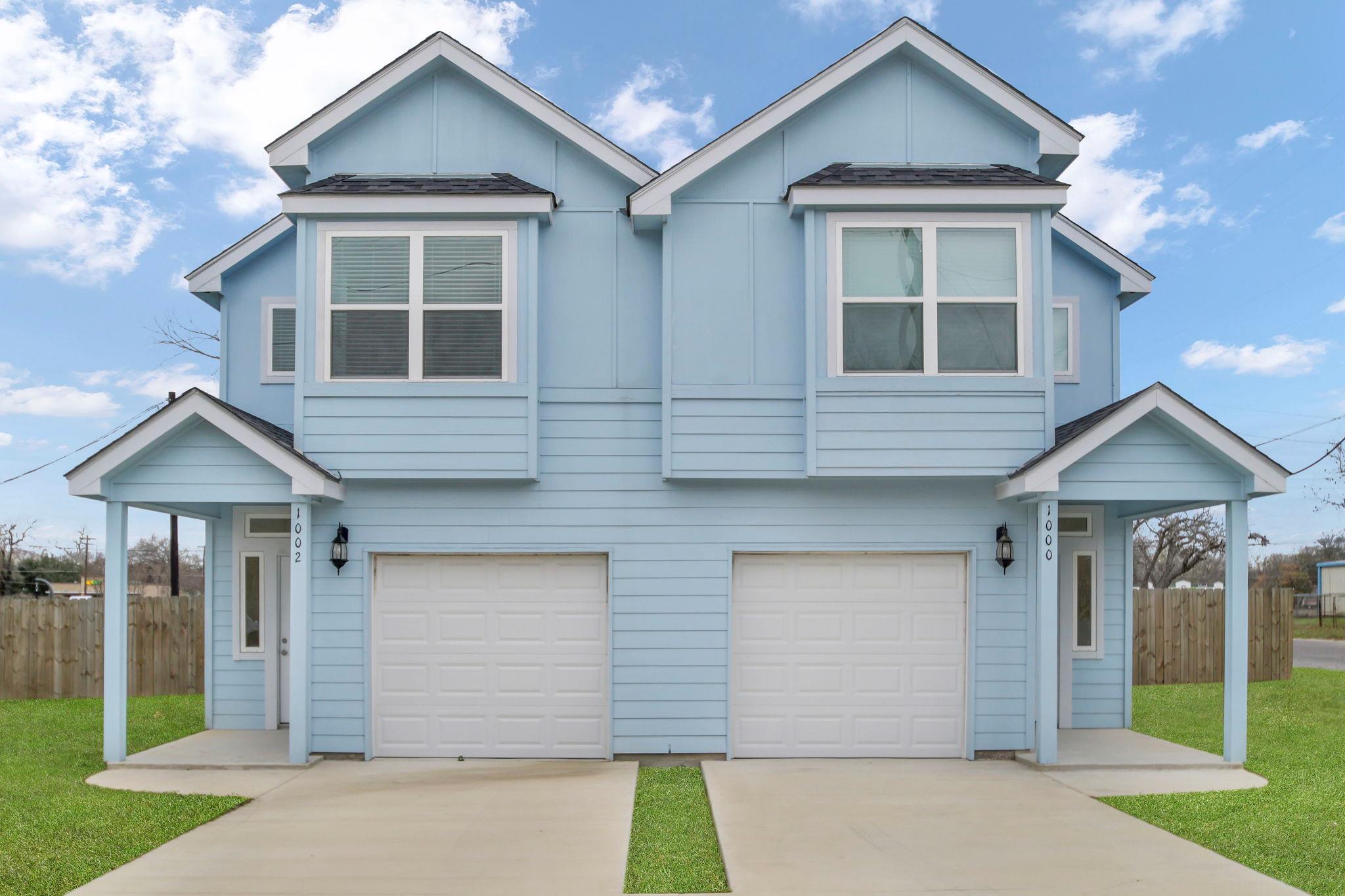 1000 E Fannin Street Luling TX 78648