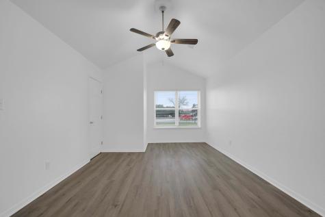 1000 E Fannin Street Luling TX 78648