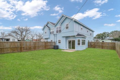 1000 E Fannin Street Luling TX 78648