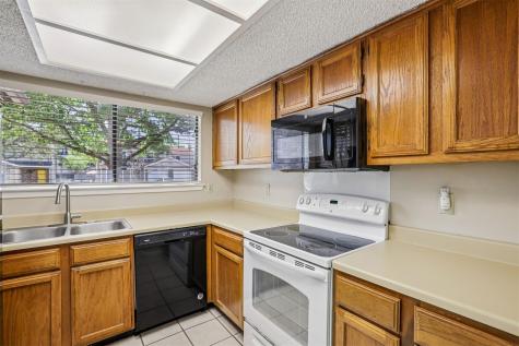 13355 Water Oak Lane Austin TX 78729