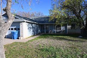 817 Lexington Road Elgin TX 78621
