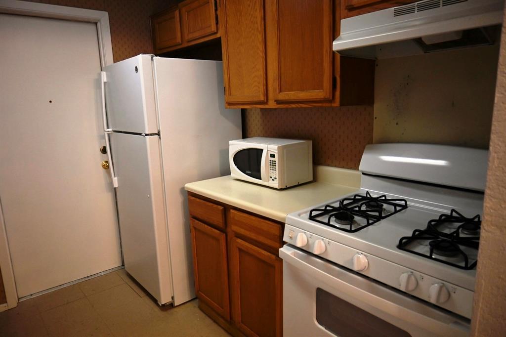817 Lexington Road Elgin TX 78621