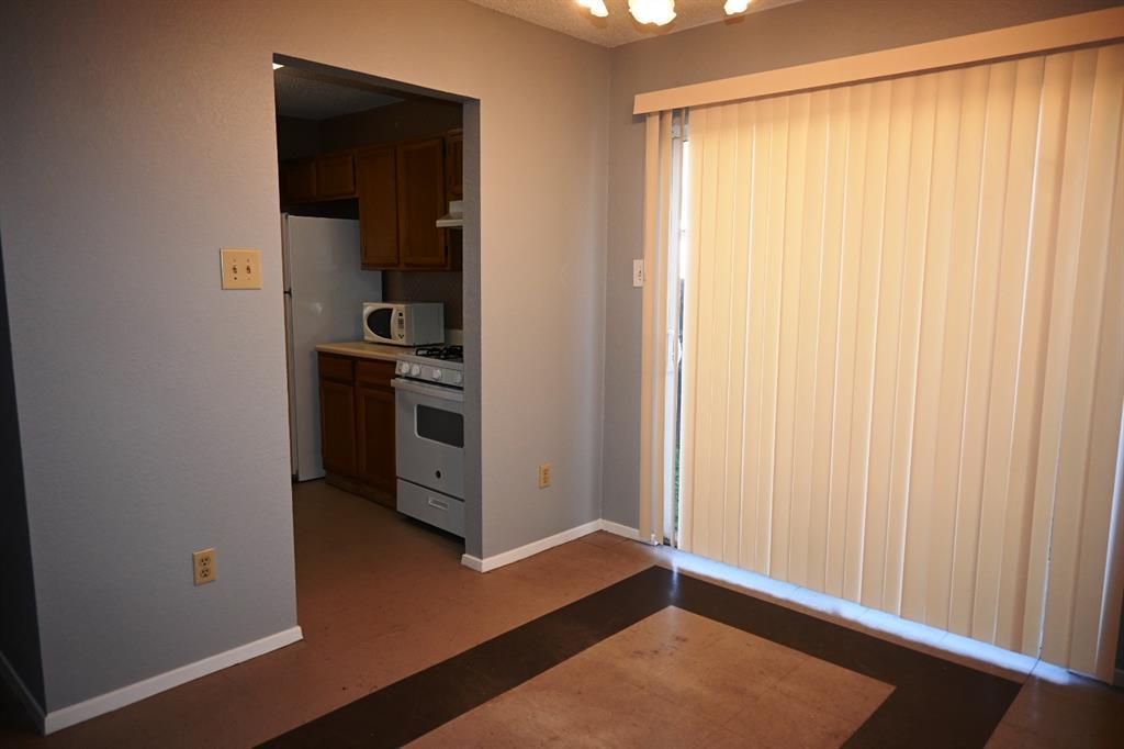 817 Lexington Road Elgin TX 78621