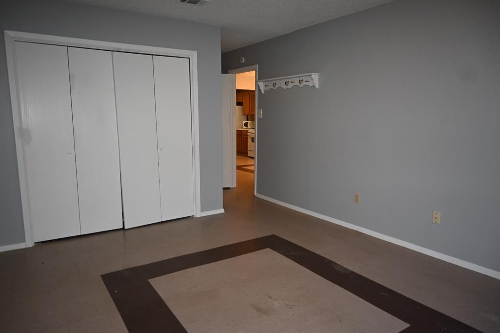 817 Lexington Road Elgin TX 78621