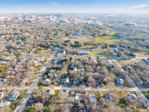 1018 Mead Street San Marcos TX 78666