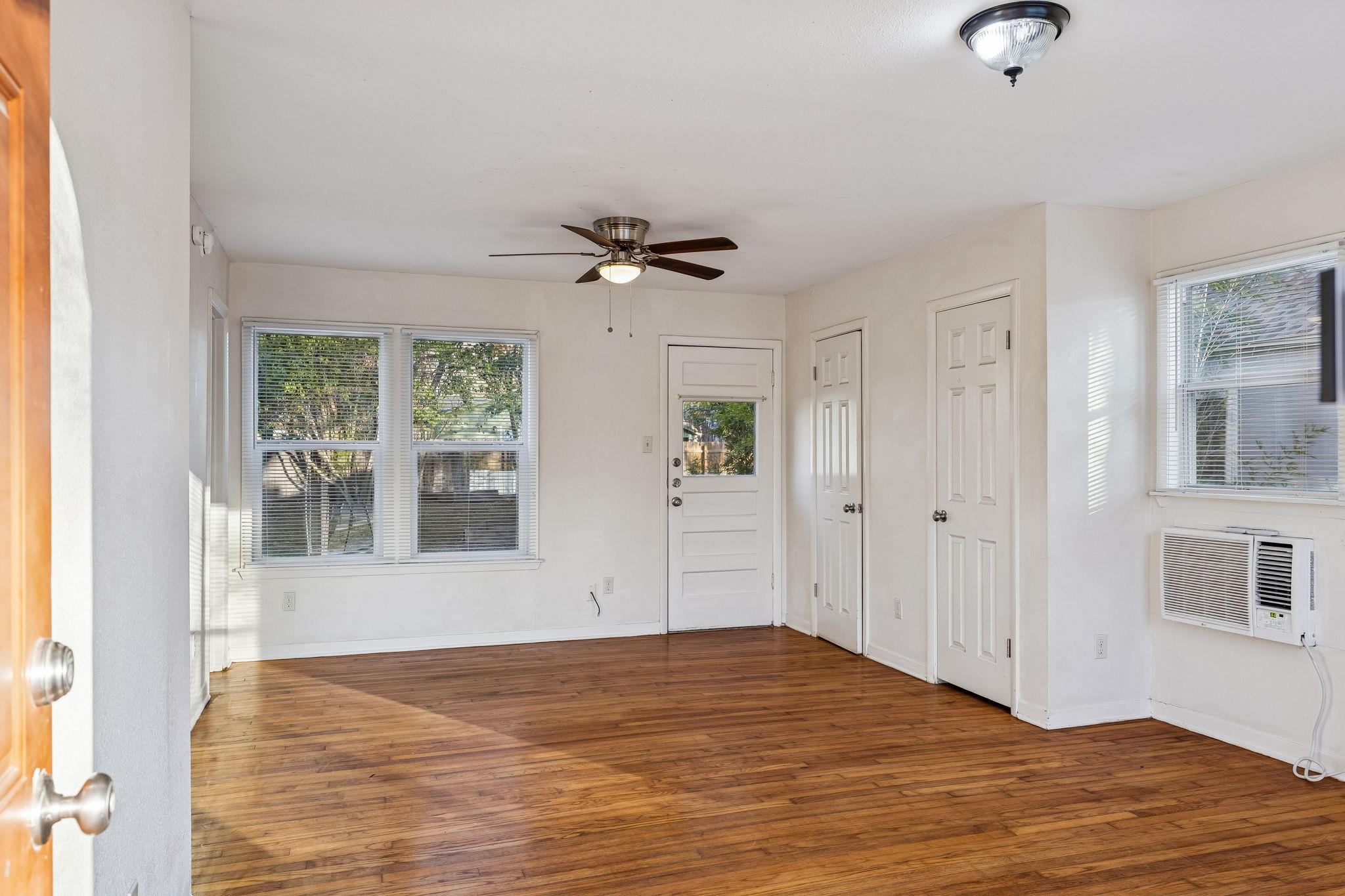 1018 Mead Street San Marcos TX 78666