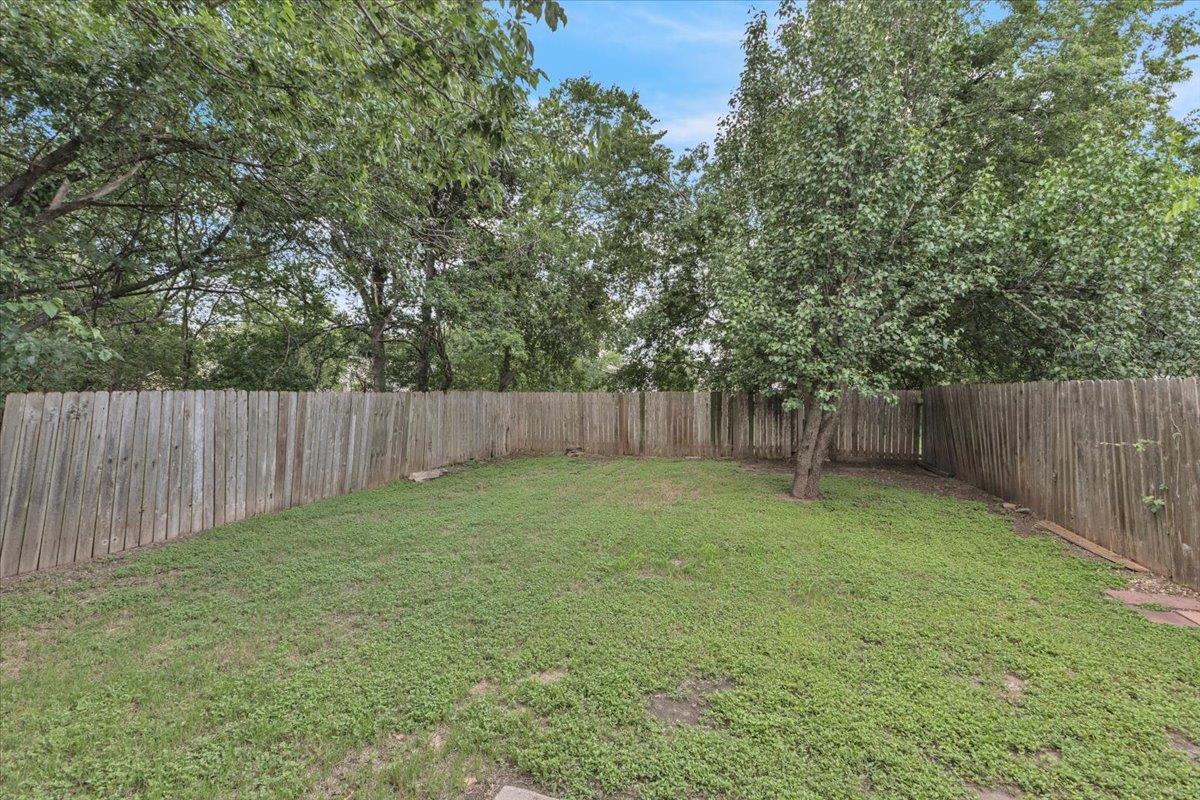 8713 Pineridge Drive Austin TX 78729