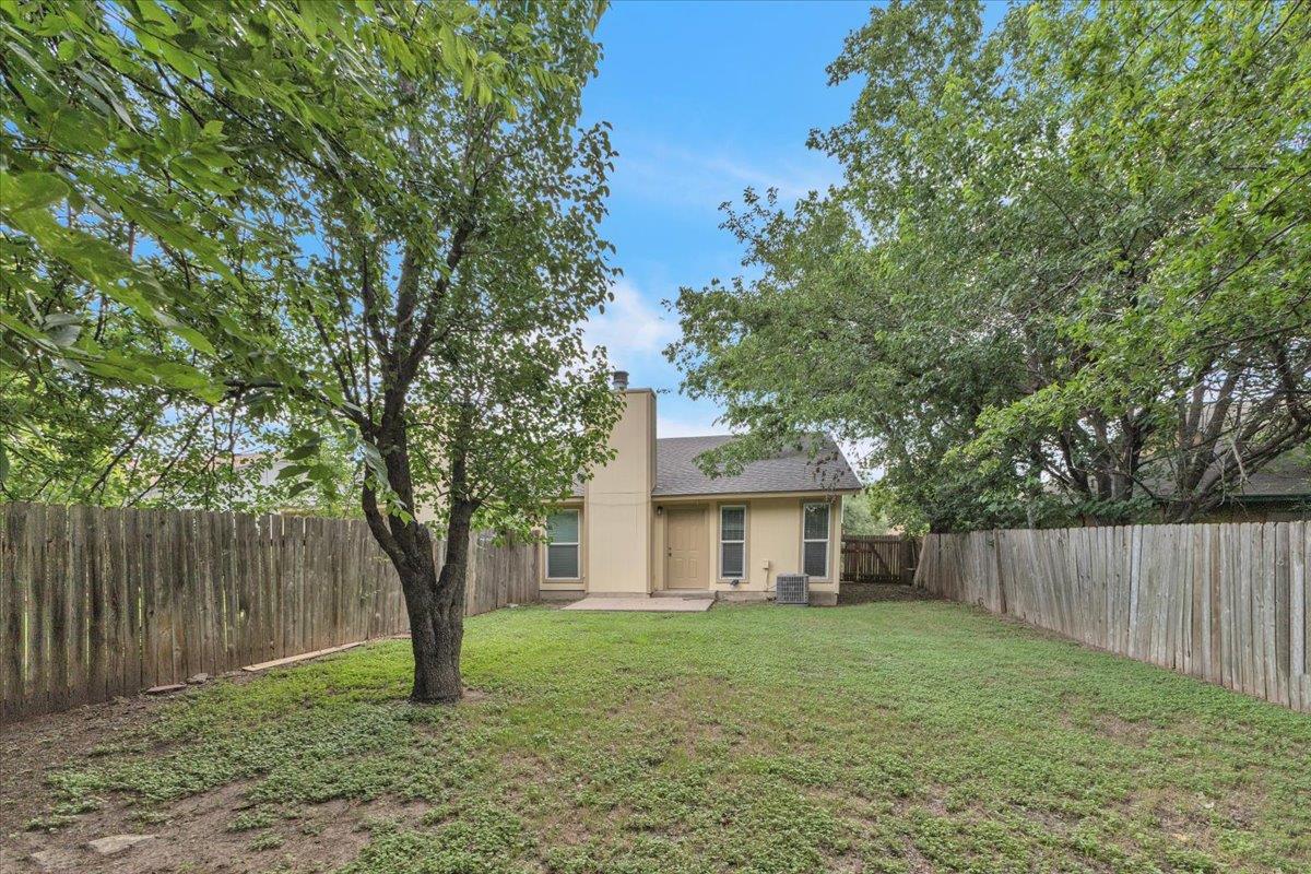 8713 Pineridge Drive Austin TX 78729