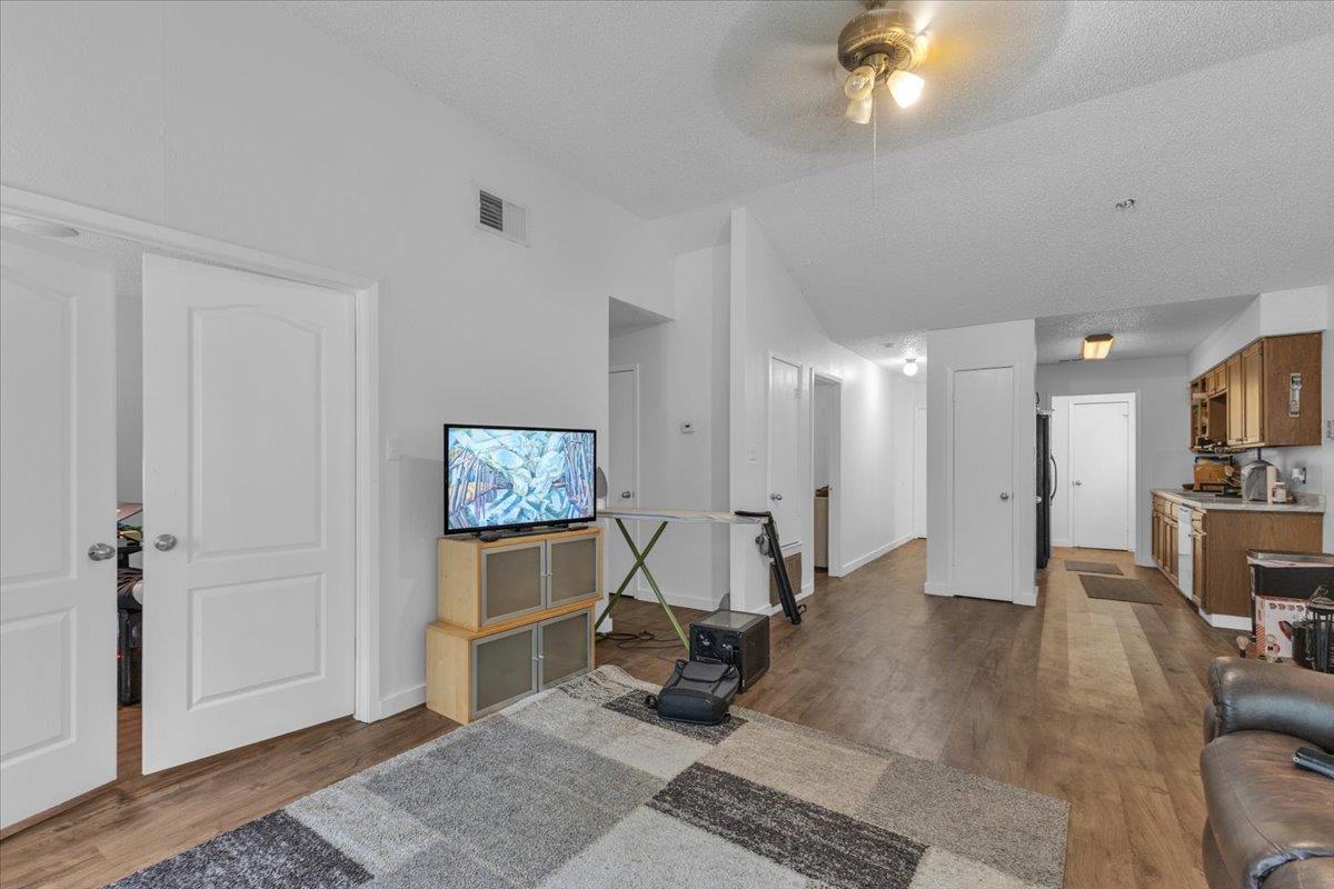 8713 Pineridge Drive Austin TX 78729