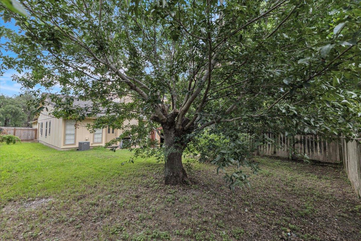 8713 Pineridge Drive Austin TX 78729