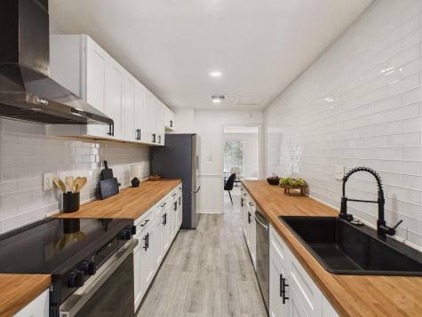 6108 Shadow Valley Drive Austin TX 78731